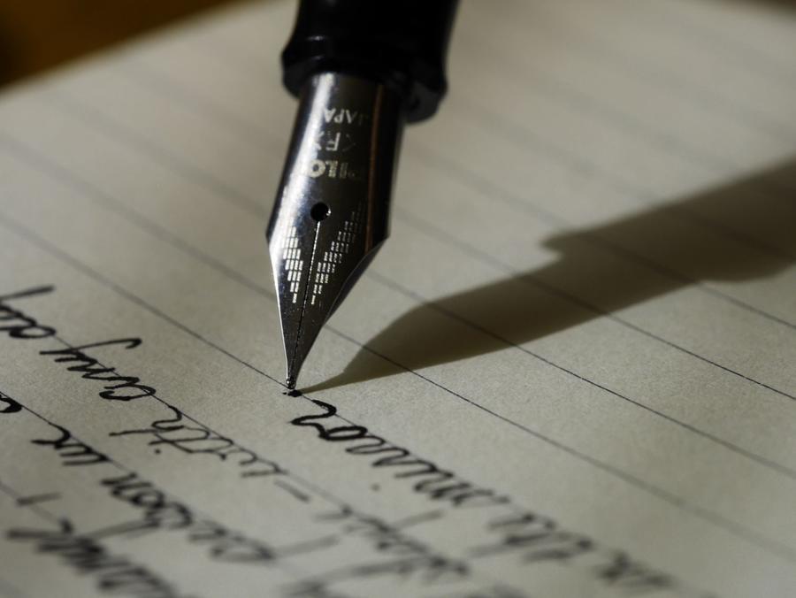 Pen, der skriver brev