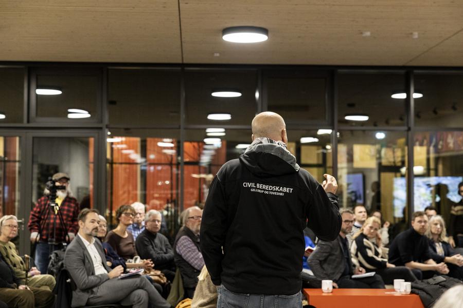 Debat i Gellerup