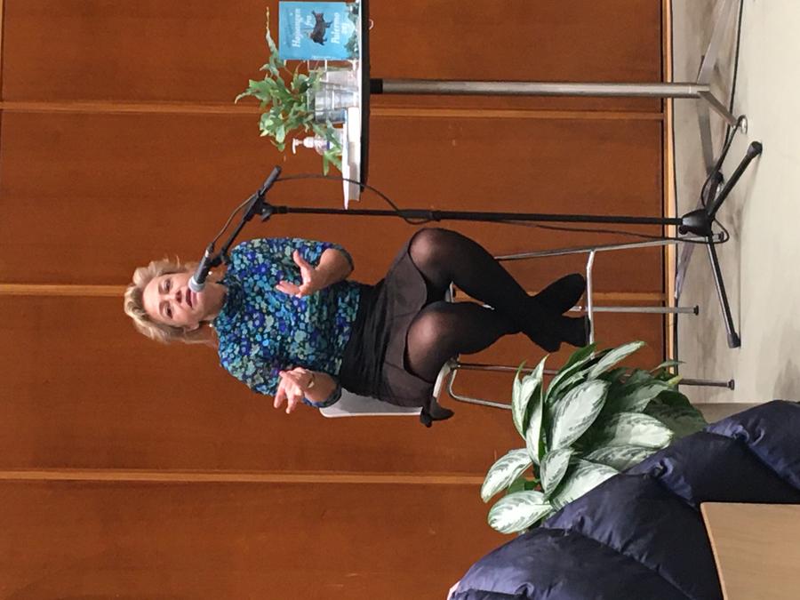 Annette Bjergfeldt til Bogdag i Åby